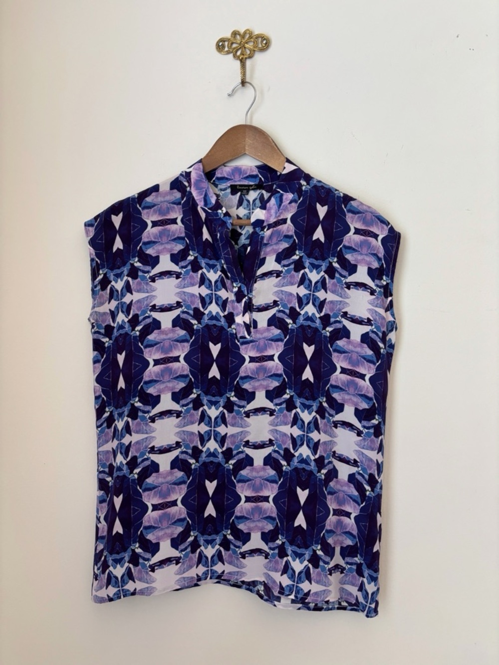 Lauren Gold Purple Kaleidoscope Print Silk Cap Sleeve Blouse XS